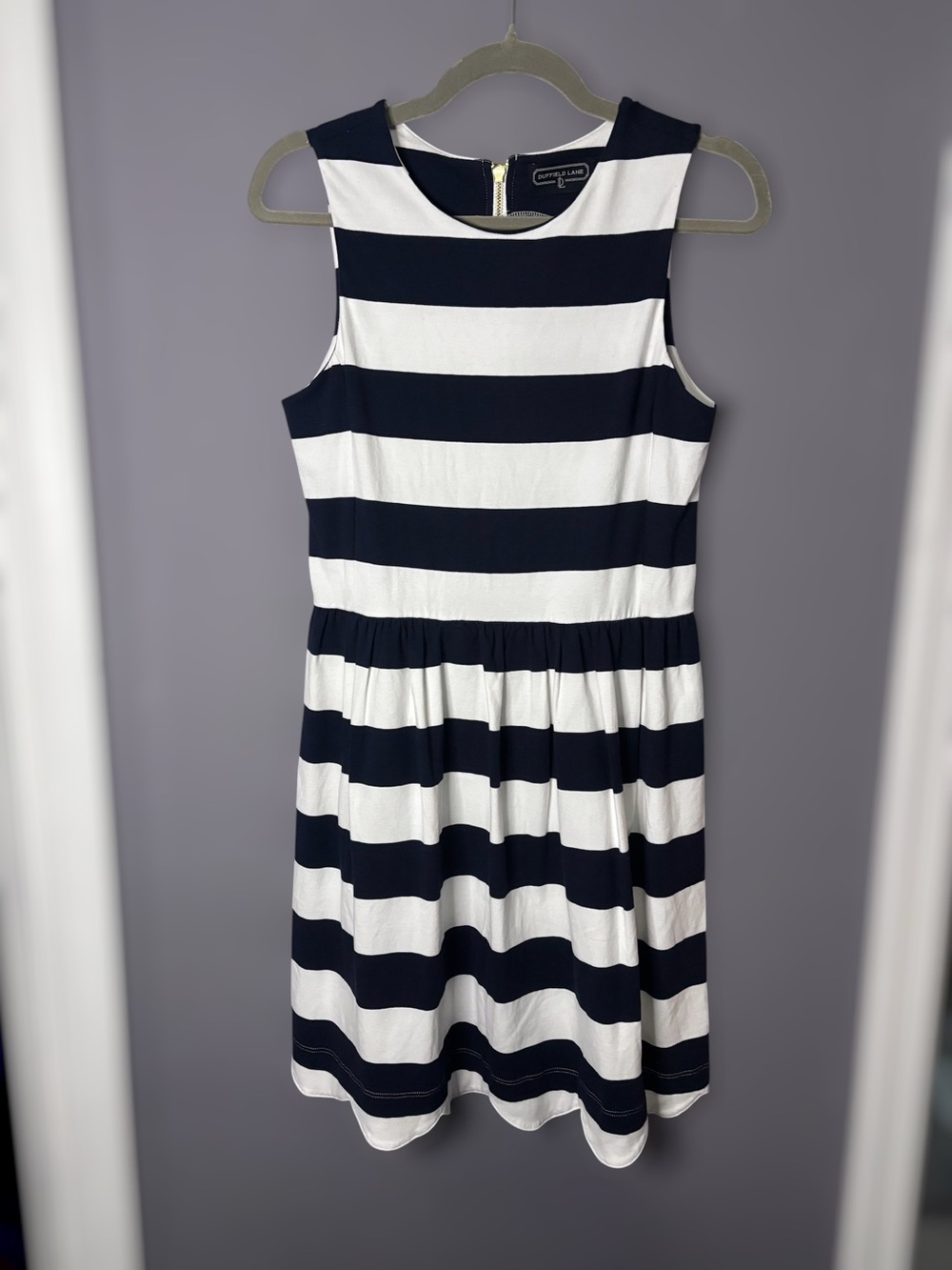 Duffield Lane Navy Blue White Striped Fit & Flare Sleeveless Dress Small